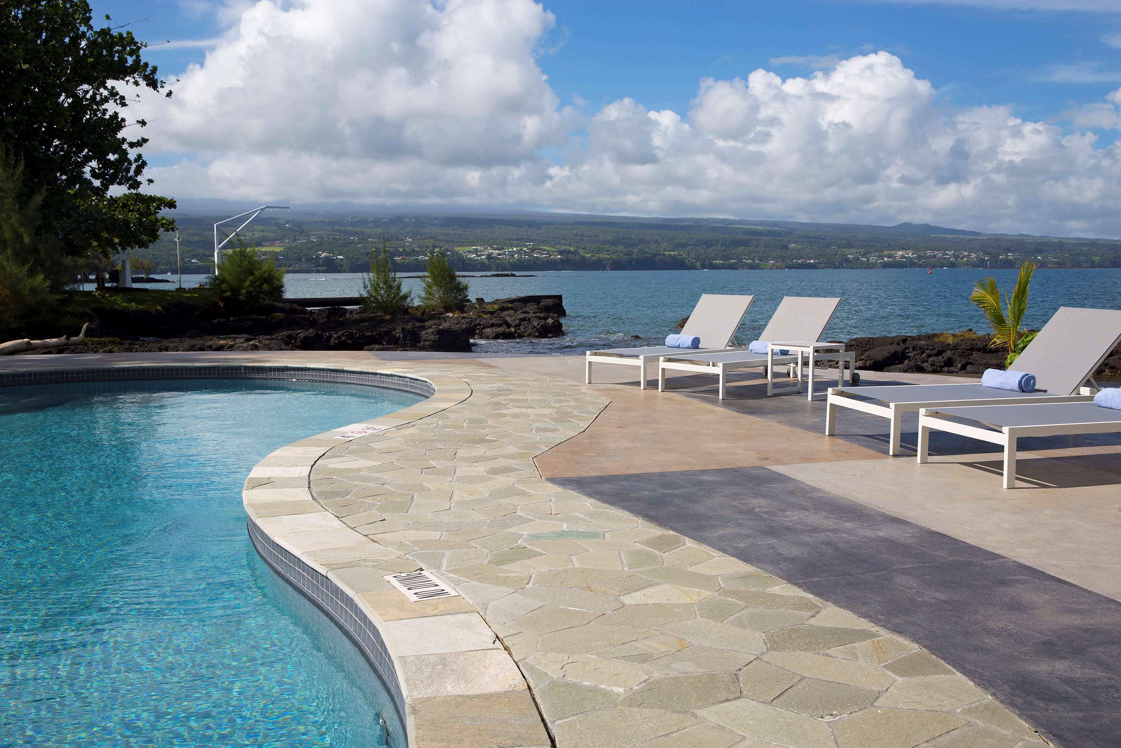 Grand Naniloa Hotel, A Doubletree By Hilton Hilo Exterior photo