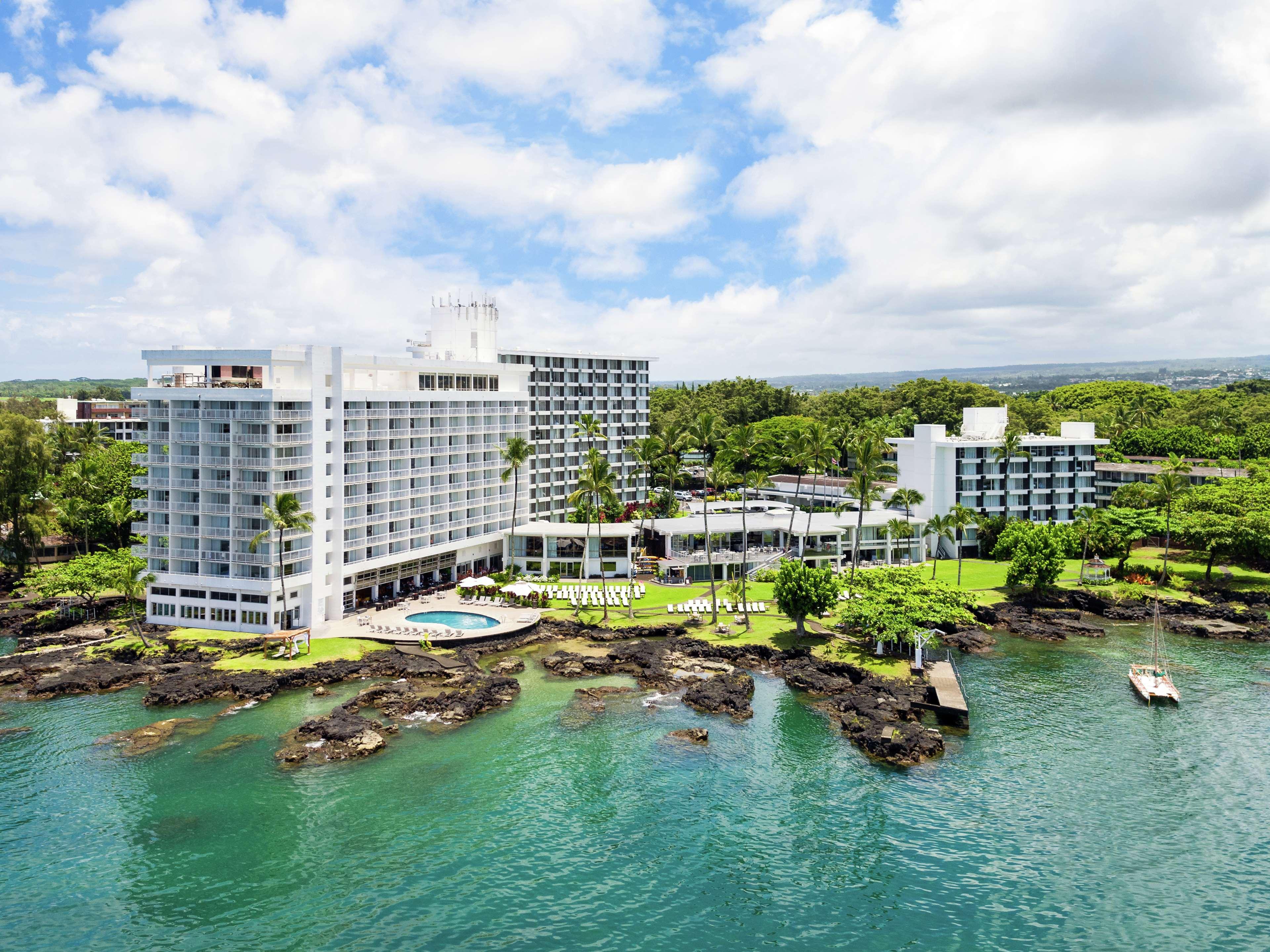 Grand Naniloa Hotel, A Doubletree By Hilton Hilo Exterior photo